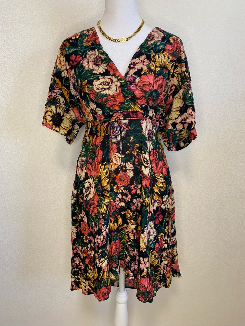 Billabong Short Sleeve Midi Floral Dress L V-Neck Tie Empire Waist Whimsigoth